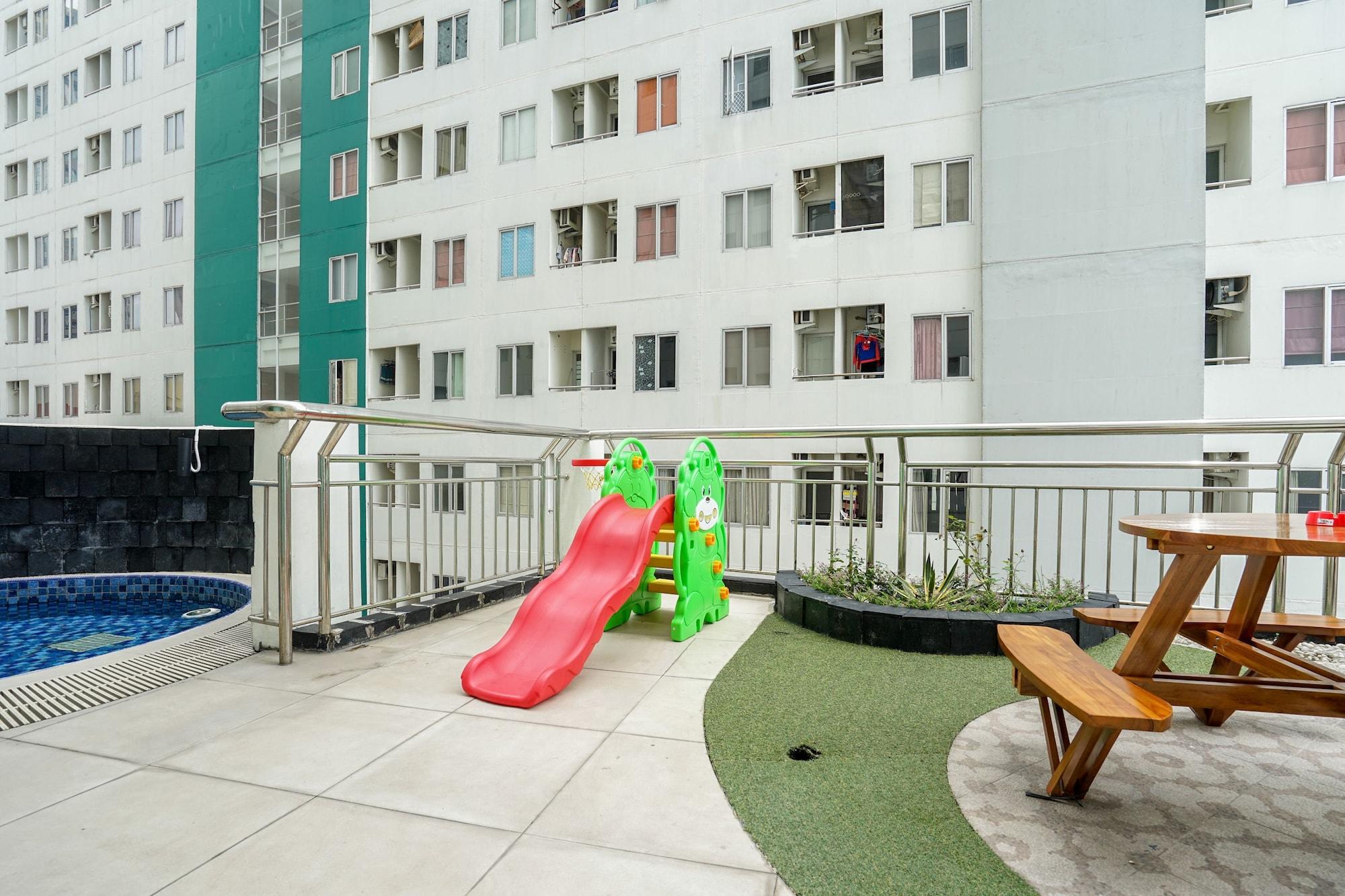 Super Oyo Capital O 91962 Pavilion Permata Сурабая Экстерьер фото