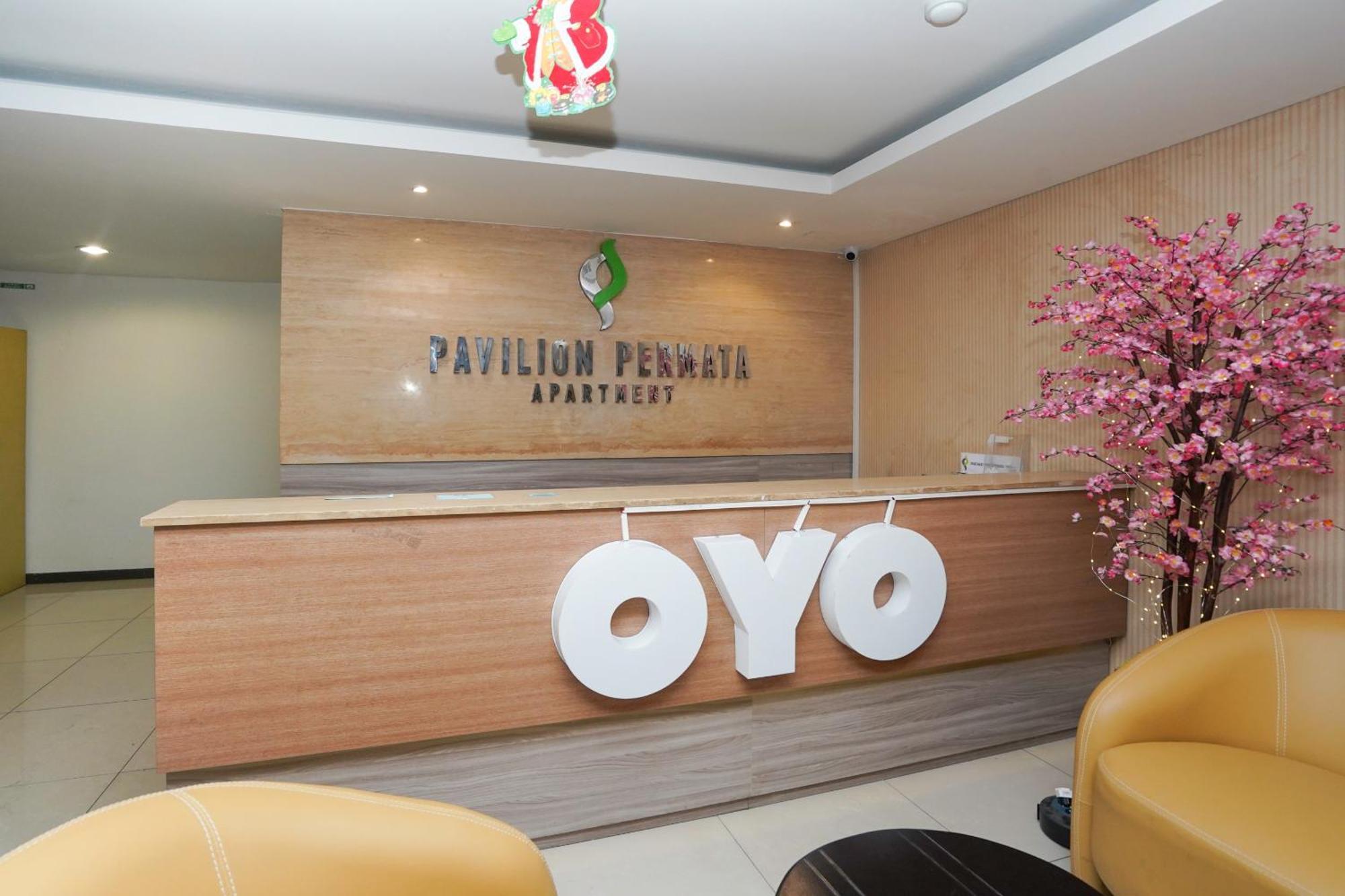 Super Oyo Capital O 91962 Pavilion Permata Сурабая Экстерьер фото